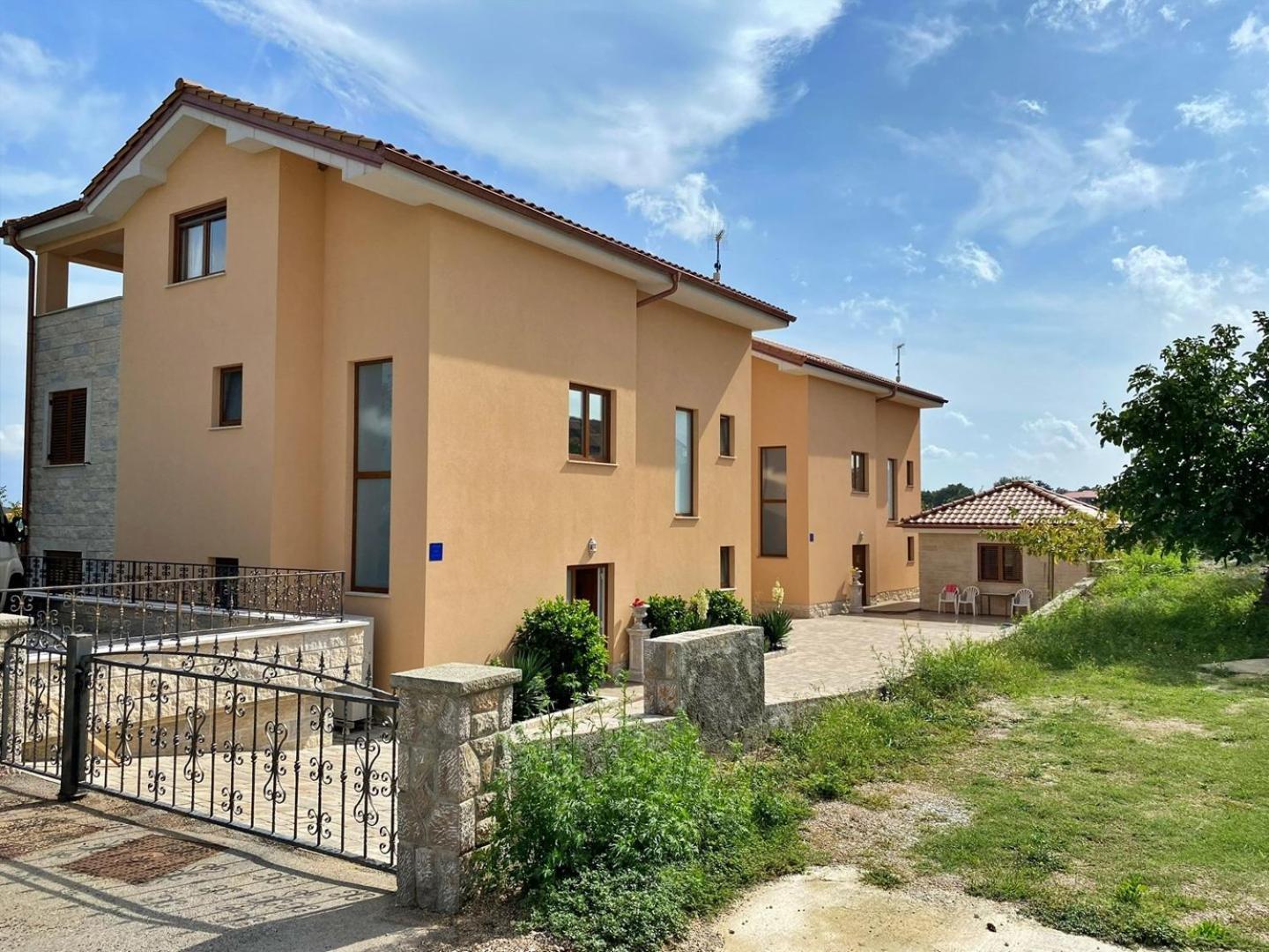 Villa Rebeka Silo  Exterior photo